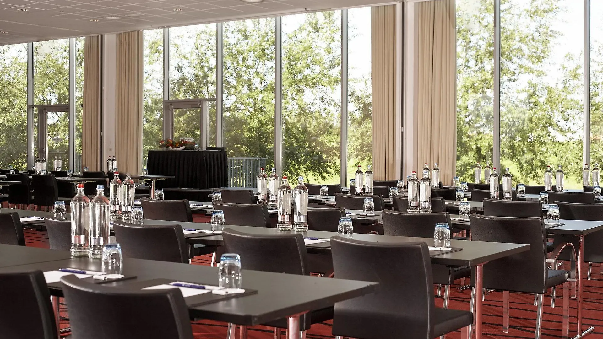 Отель Park Plaza Amsterdam Airport Лейнден Нидерланды