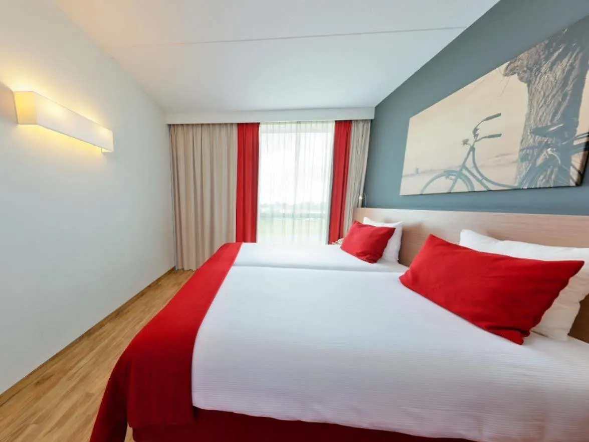Отель Park Plaza Amsterdam Airport Лейнден